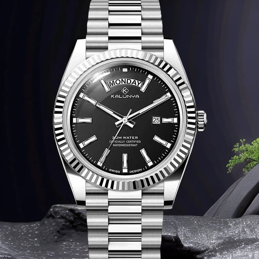 Men's Steel Belt Calendar Quartz Watch
